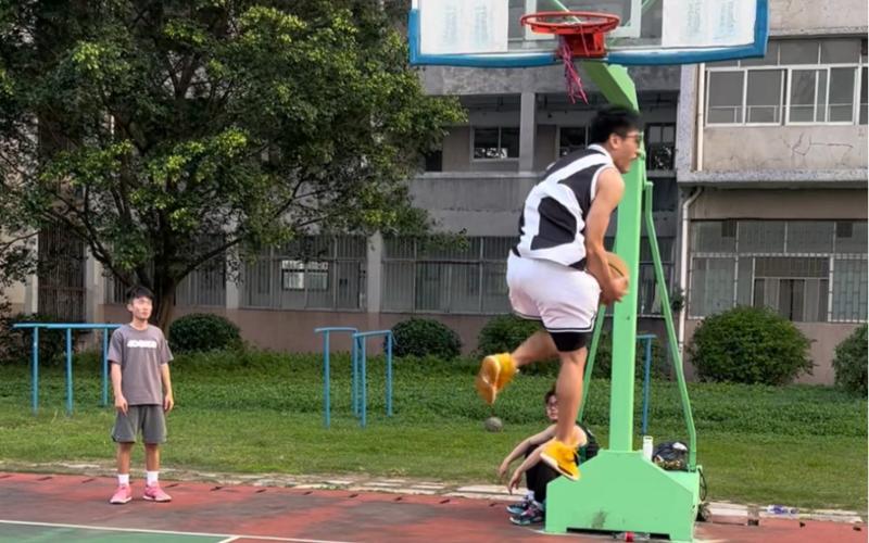 基米等人得